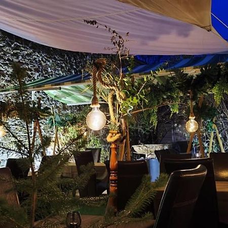 Logis Hotel Restaurant Entre Nous Langeac Экстерьер фото