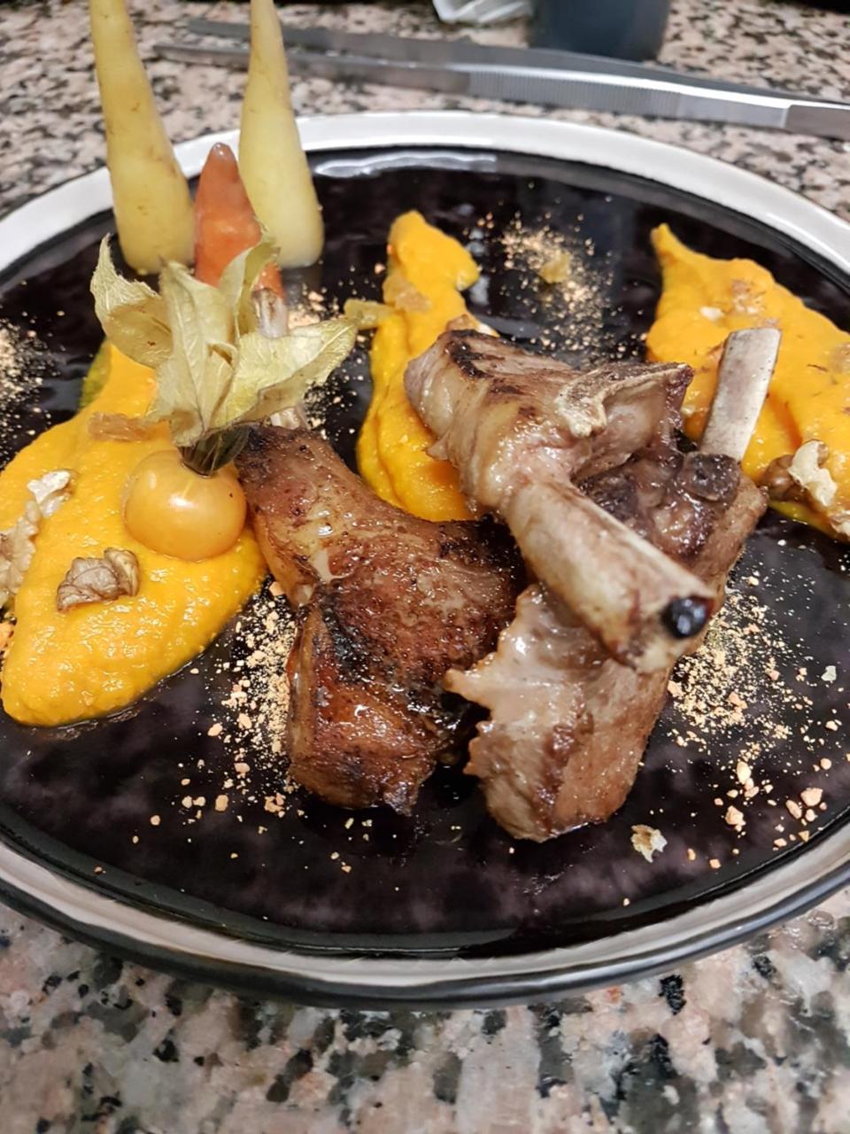 Logis Hotel Restaurant Entre Nous Langeac Экстерьер фото