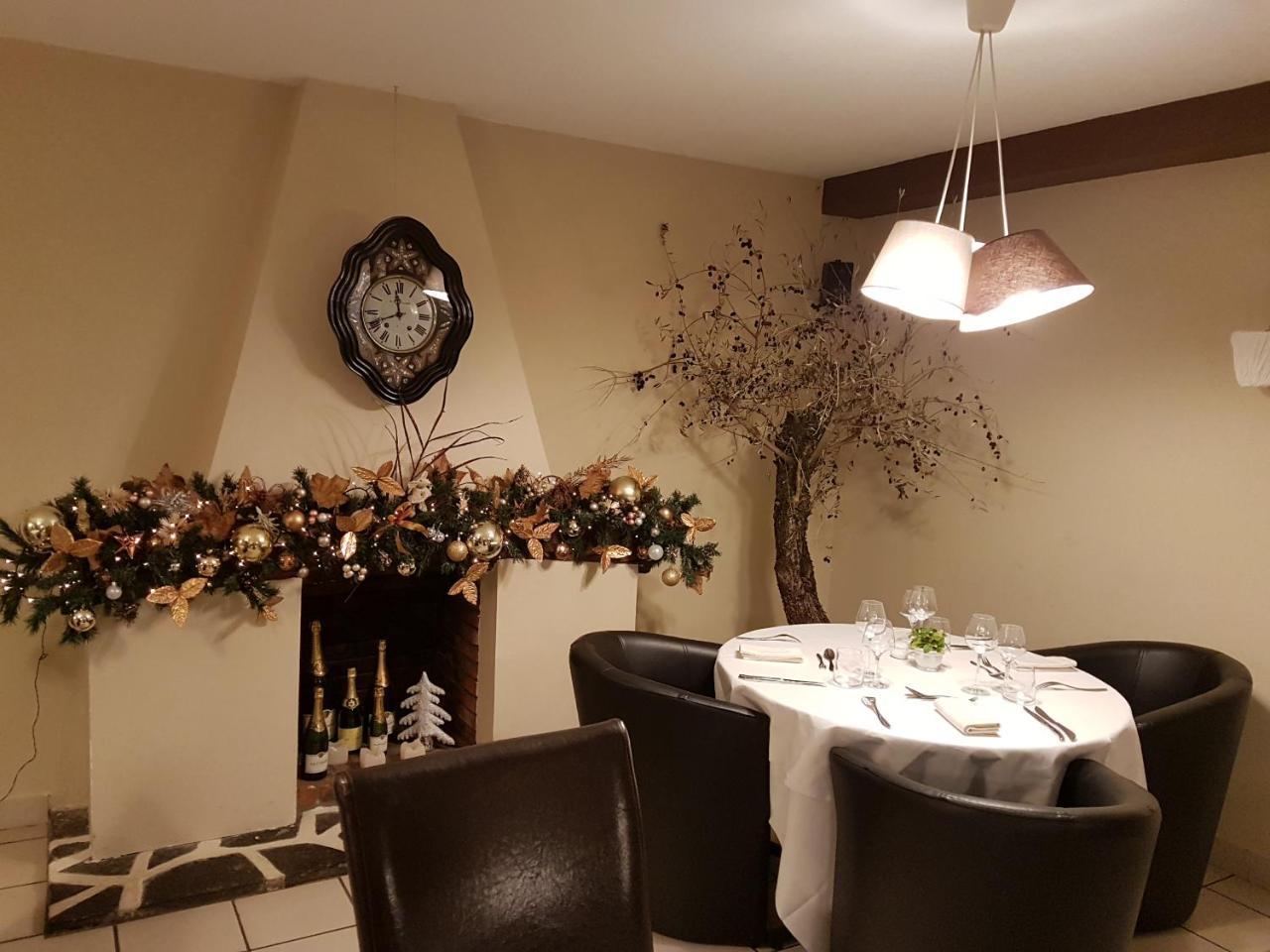 Logis Hotel Restaurant Entre Nous Langeac Экстерьер фото