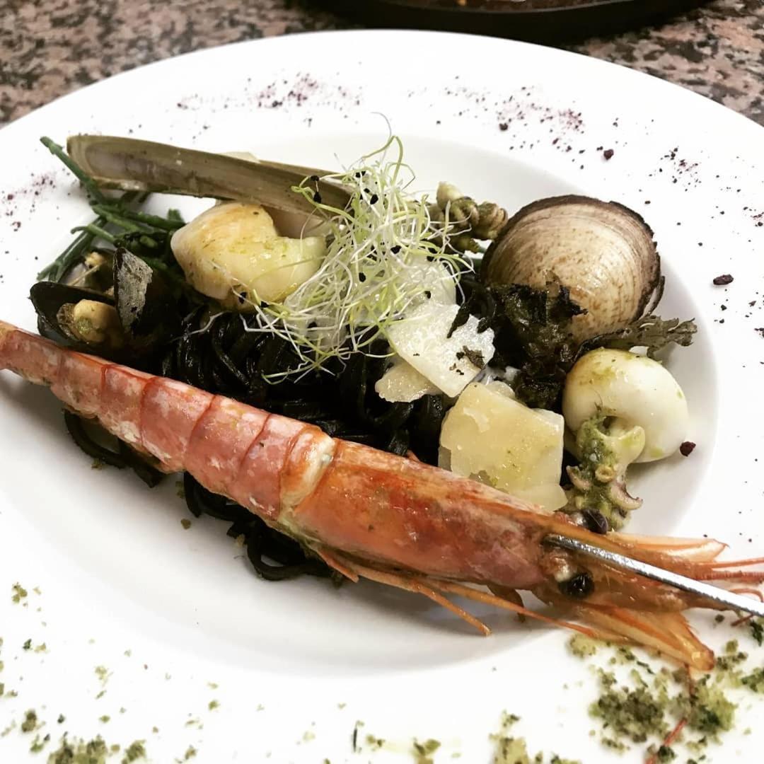 Logis Hotel Restaurant Entre Nous Langeac Экстерьер фото